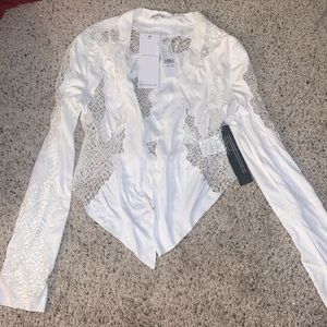 white lace long sleeve top
